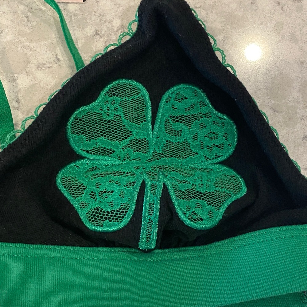 Victoria's Secret Emerald and Black Lace Bralette - Picture 3 of 5